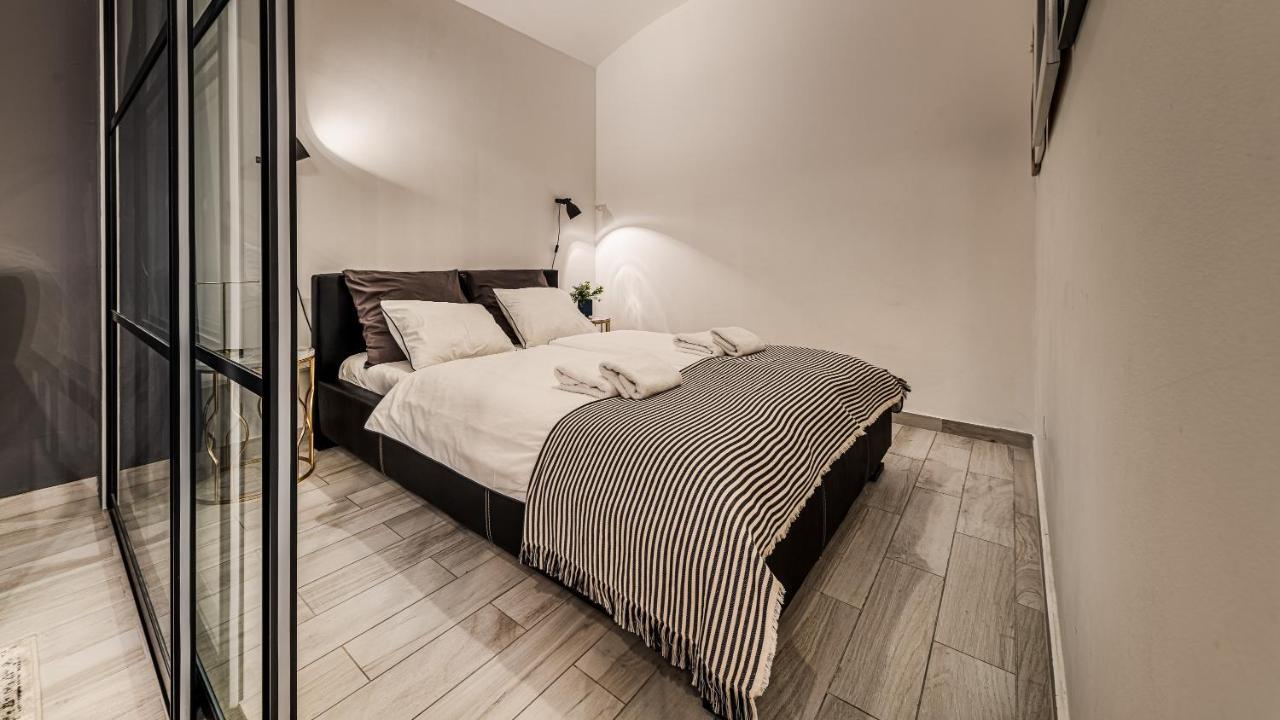 Apartments Santini Zagreb Extérieur photo