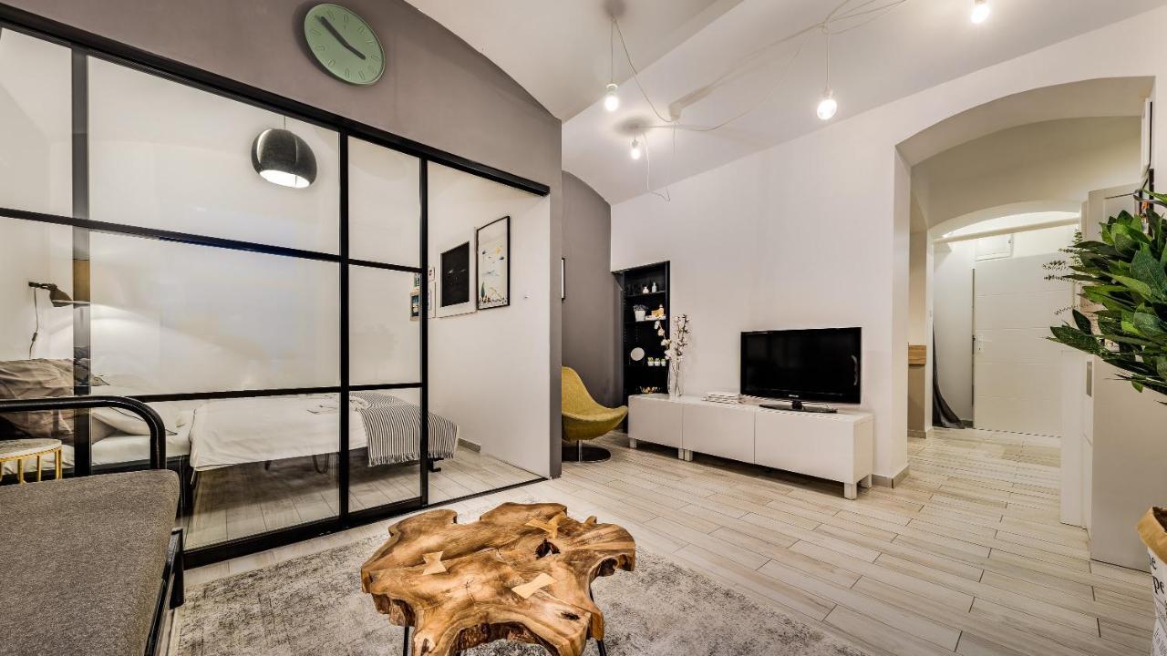 Apartments Santini Zagreb Extérieur photo